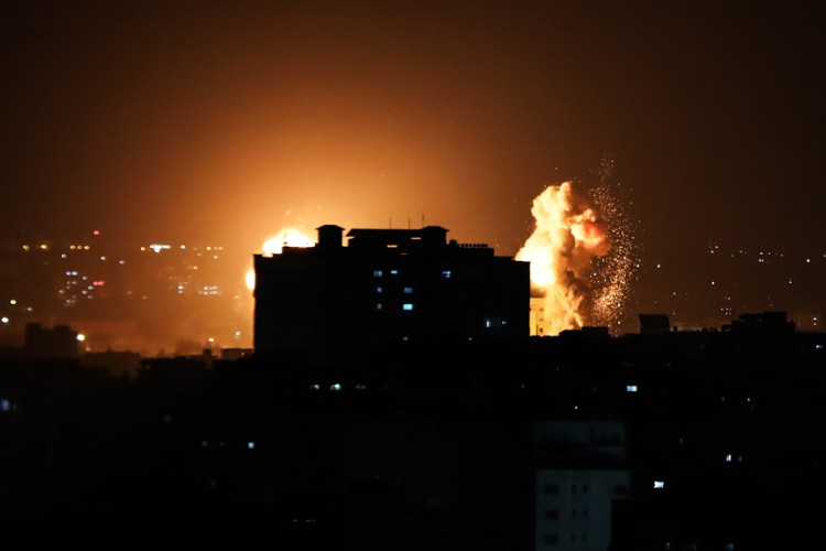 Izraelska avijacija nastavila s bombardovanjem Gaze