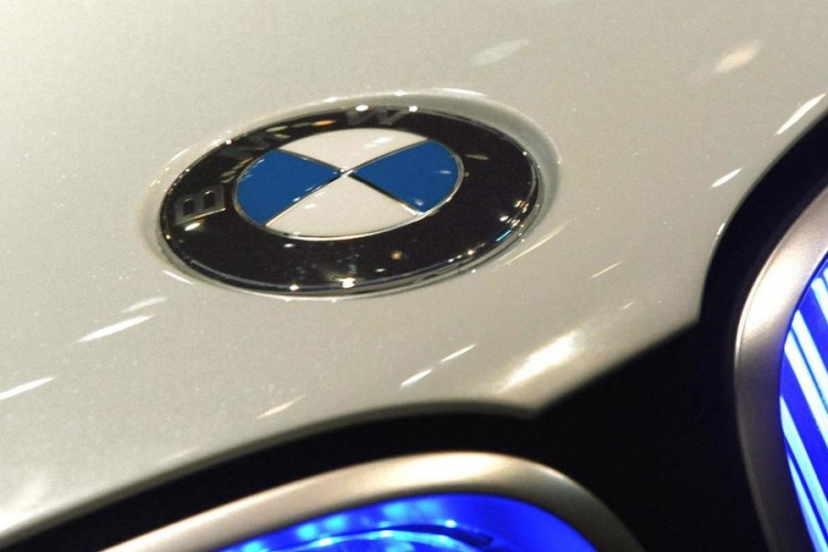 BMW najavio električnu kupe limuzinu