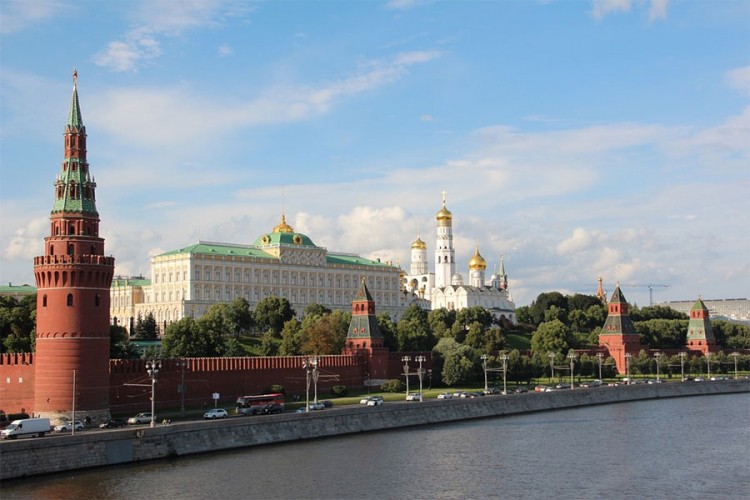 Moskva se bori protiv korone: Sklanjaju lutalice, istrebljuju pacove