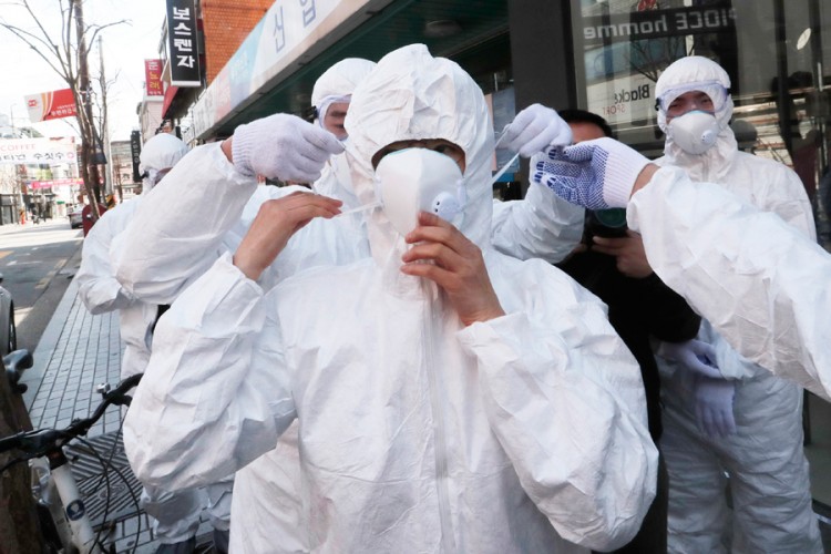 U Italiji maske prodaju za 5.000 evra po komadu, prijeti im zatvor