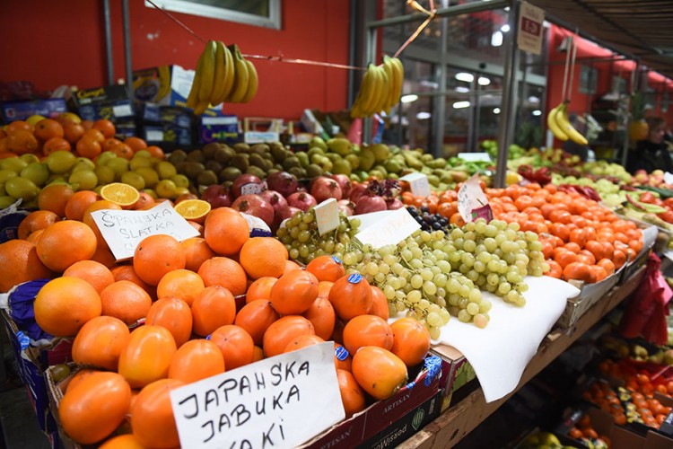 Raste uvoz voća i povrća: Strane voćke preplavile domaće trpeze