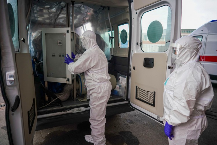 Za 24 sata u Italiji umrlo 49 osoba od virusa korona