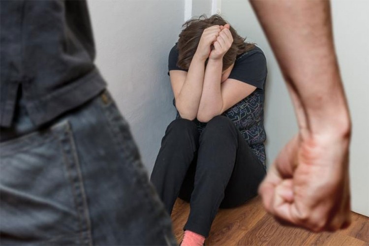 Rast broja slučajeva nasilja u porodici: Potrebne oštrije kazne