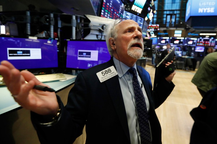 Haos na svjetskim berzama, Wall Street prekinuo trgovanje 15 minuta