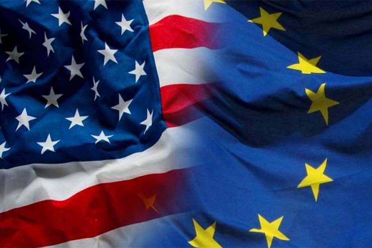 EU osudila odluku SAD o zabrani putovanja