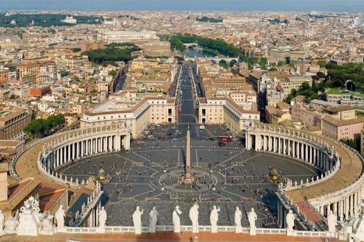 Vatikan otkazao sve proslave i skupove uoči Uskrsa