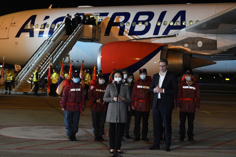 Sletio drugi avion Er Srbije sa pomoći iz Kine