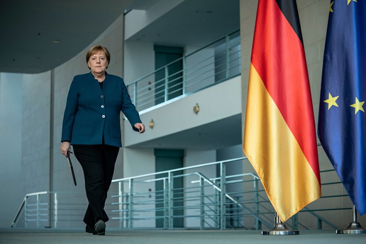 Merkelova negativna na virus