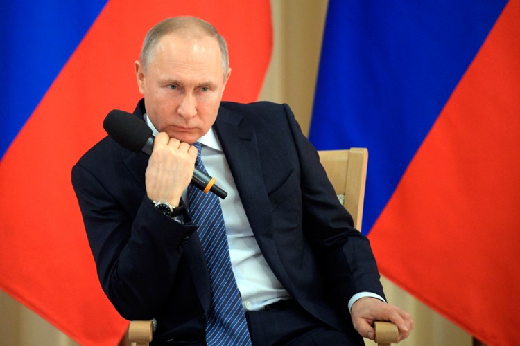 Putin: Možemo pobijediti virus korona za manje od tri mjeseca