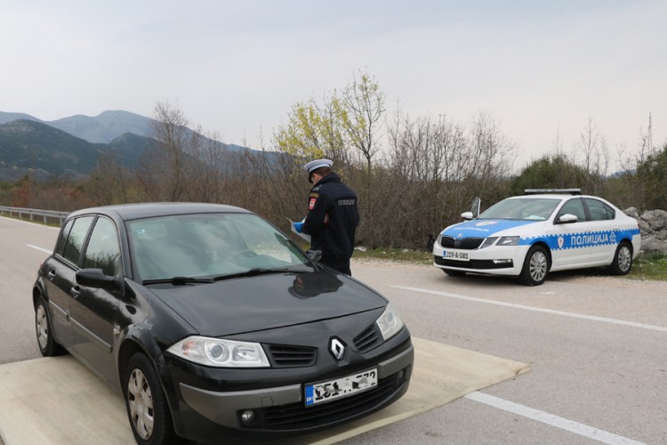 U istočnoj Hercegovini počela dezinfekcija vozila