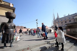 U Zagrebu otvorene tržnice i ribarnice sa domaćim proizvodima