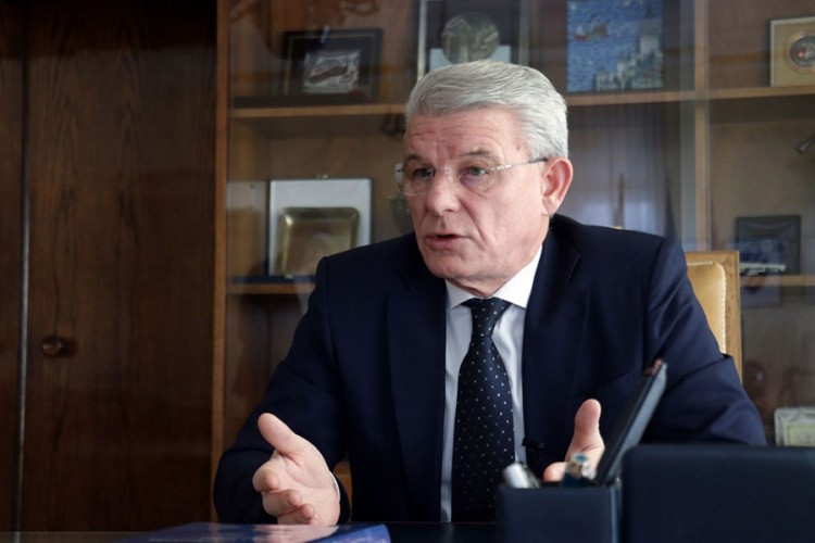 Džaferović: Teret krize moraju podnijeti svi zajedno i jednako