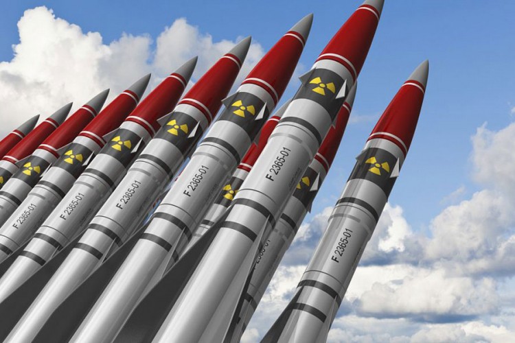 Koliko nuklearnih bojevih glava ima Amerika, a koliko Rusija