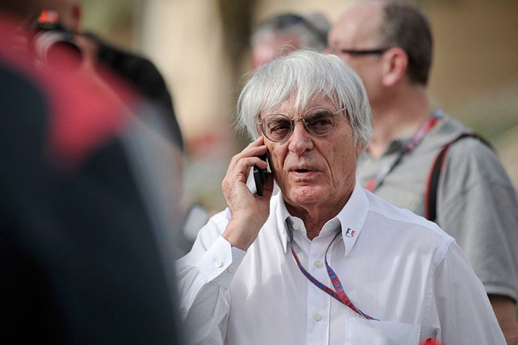 Bivši vlasnik Formule 1 postaje otac u 90. godini
