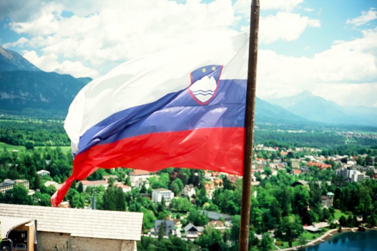 Slovenački parlament odobrio paket od tri milijarde evra pomoći privredi