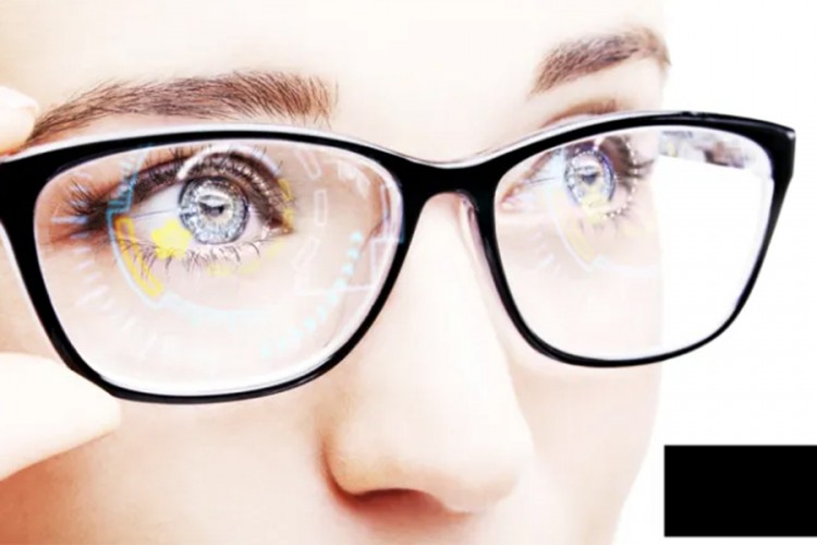 Facebook pametne naočare našle su svoja AR stakla
