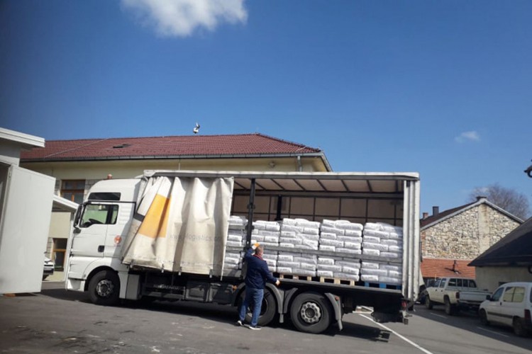 Stigla donacija Vlade Srpske od 16 tona brašna