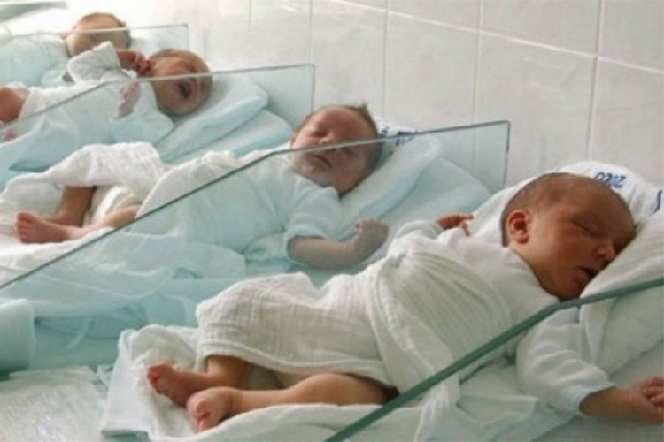 Za 24 časa u Srpskoj rođeno 46 beba