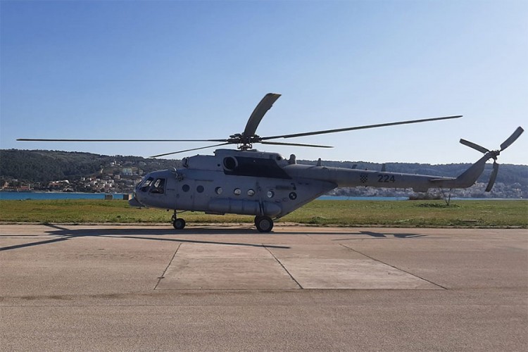 Helikopteri Hrvatske vojske angažovani za prevoz oboljelih od virusa korona