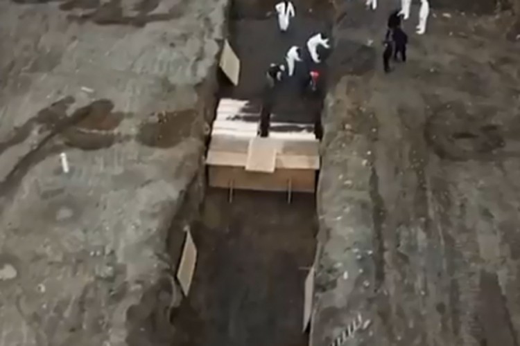 Dron snimio "masovne grobnice " u Njujorku