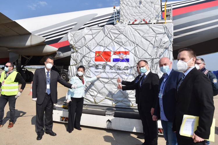 U Hrvatsku stiglo 60 tona medicinske opreme iz Kine