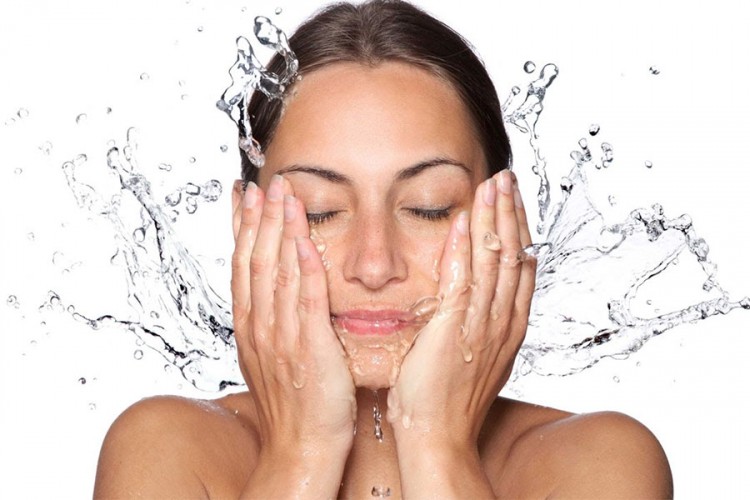 Dermatolozi otkrivaju: Koliko često treba da se umivamo?