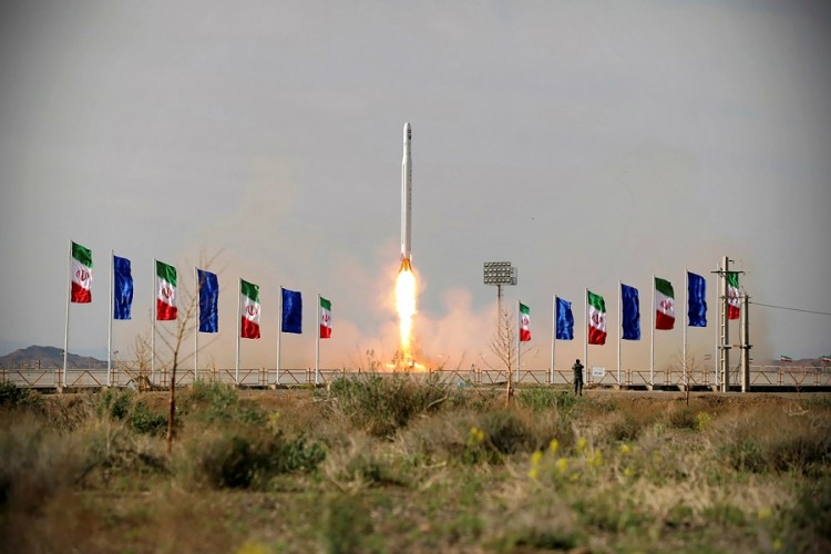 Iran lansirao prvi vojni satelit