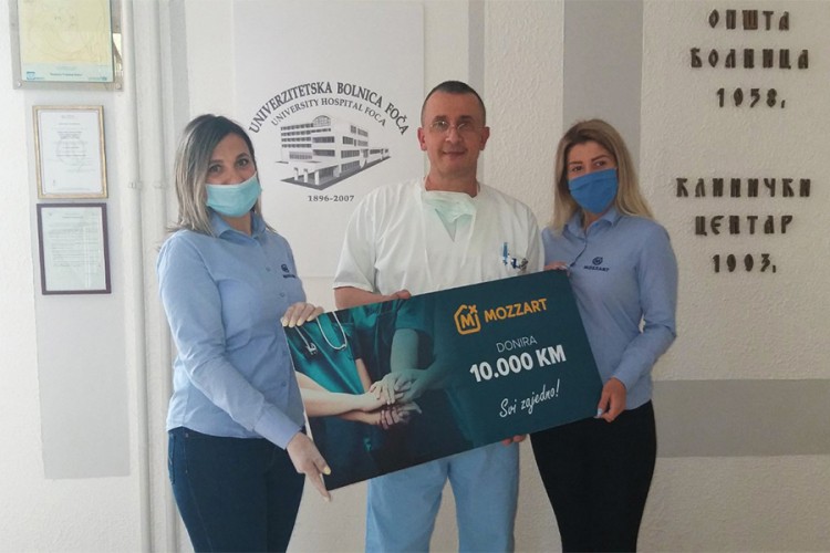 Mozzart donirao sredstva bolnici i građanima u Foči