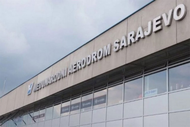 U Sarajevo sletio avion iz Turske sa pripadnicima OS BiH i civilima