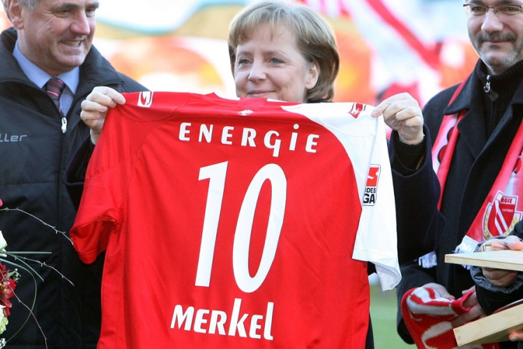 Politički lideri cijene sport: Makron voli Marselj, Merkelova Kotbus