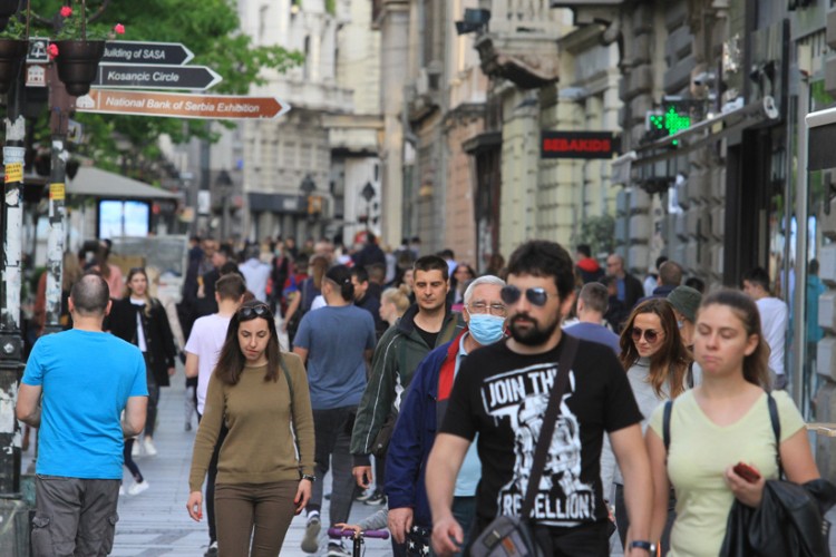 Pogledajte ulice Beograda prvog dana od ukidanja policijskog časa