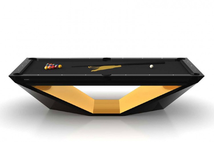 Rolls Royce napravio bilijarski sto koji se pretvara u sto za ping pong