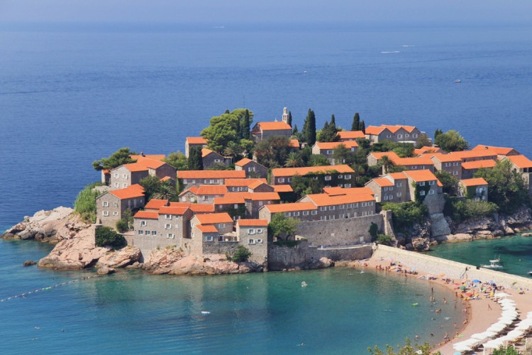 Koliko Crna Gora gubi novca bez srpskih turista?