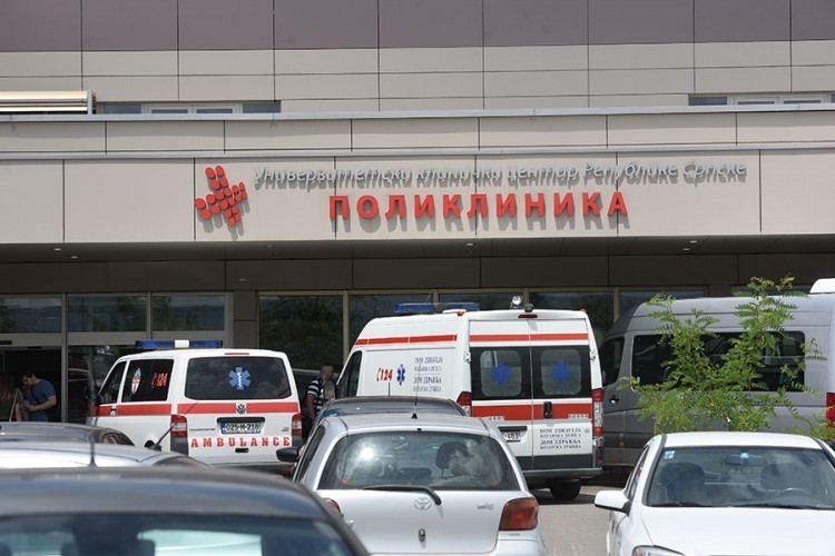 Maloljetnik povrijeđen u nesreći kod Prnjavora preminuo na UKC-u RS