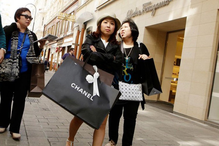 Kineski kupci spas za luksuzne brendove?