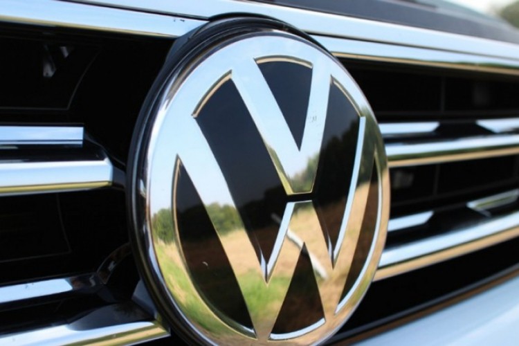 Volkswagen se izvinio zbog rasističke reklame
