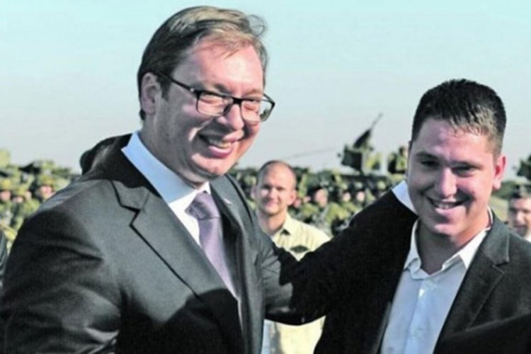 Vučić: Na moju decu se suviše jaka mafija okomila