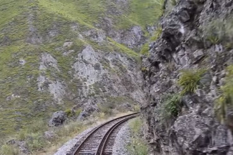 Da li je ovo najopasnija željeznica na svijetu?