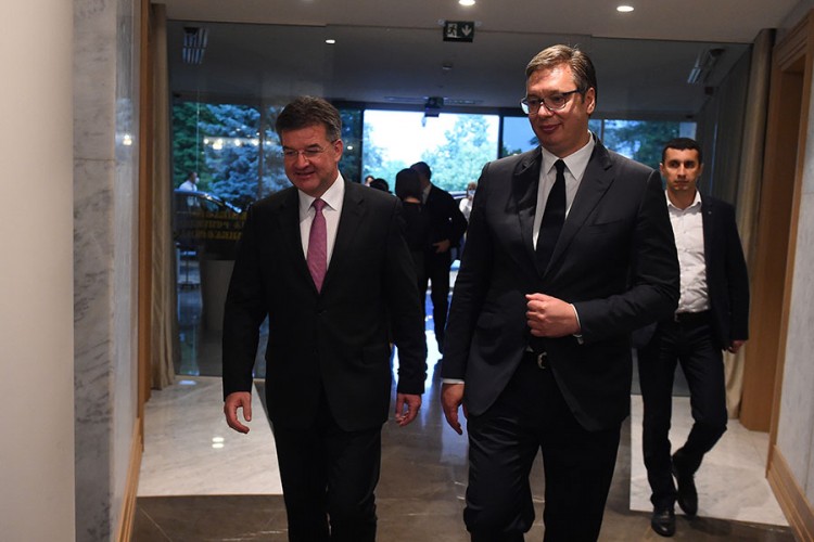 Vučić nakon razgovora sa Lajčakom: Nastavak dijaloga moguć već u julu