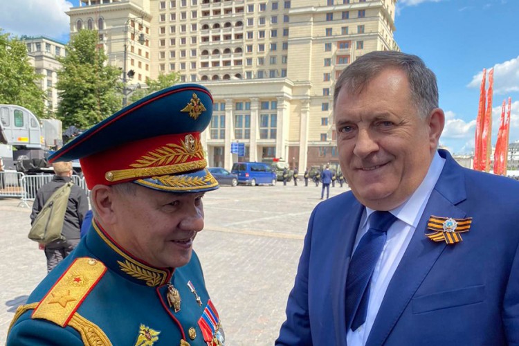 Milorad Dodik, Moskva