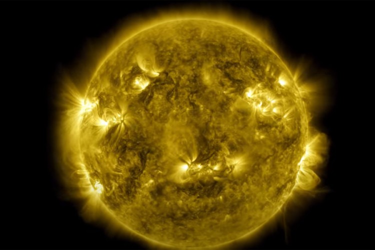Deset godina u jednom satu: Nevjerovatan snimak Sunca