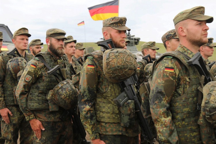 DW: Alarm zbog ekstremista među njemačkim vojnicima