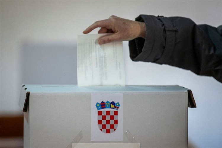 U BiH glasanje za izbore u Hrvatskoj protiče bez poteškoća