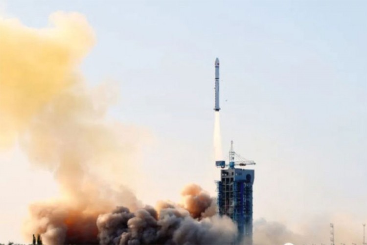 Kina lansirala novi satelit za svemirsko istraživanje
