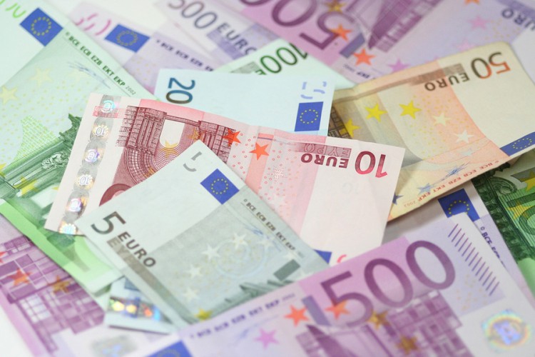 Banke tokom moratorijuma obračunale 19 miliona evra kamata