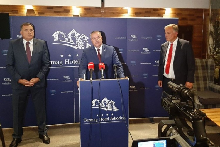 Višković: Vlada će i dalje biti partner poslovnoj zajednici