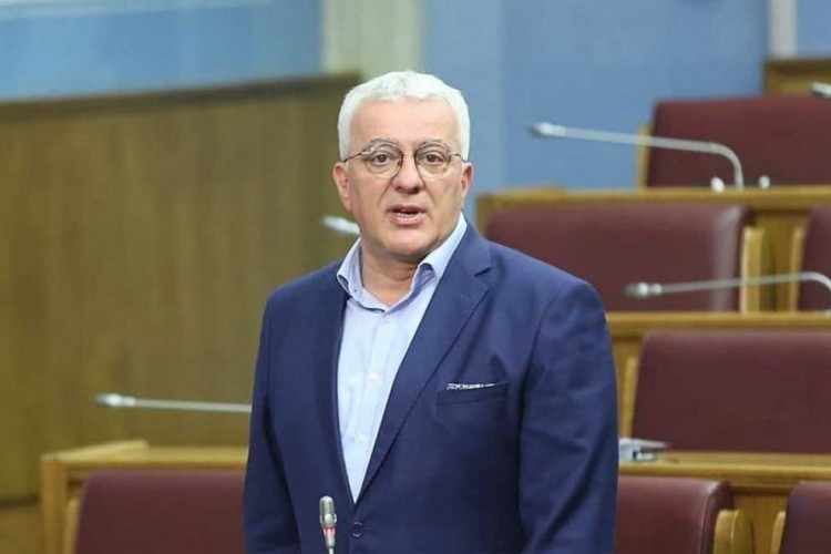 Andrija Mandić: Predsjednik Milo Đukanović priznao poraz