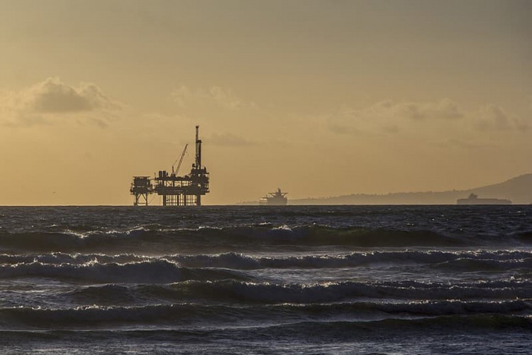 Rekordna zaduženost naftnih kompanija