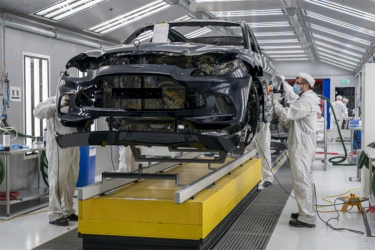 Krenula serijska proizvodnja Aston Martin SUV