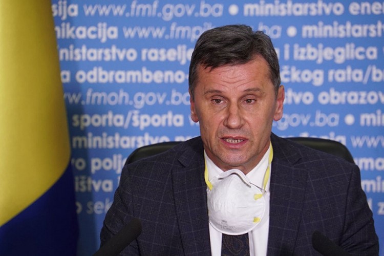 Zdravstveno stanje Fadila Novalića stabilno